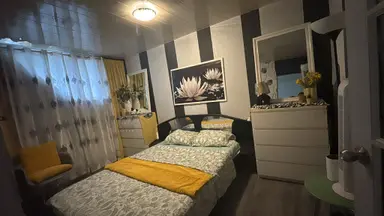 13m2 Chambre à louer pour 875€/mois à Botenmakersstraat, Zaandam