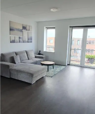 97m2 Appartamento in affitto per 2000€/mese a Engelandstraat, Almere