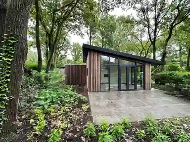 75m2 maison à louer pour 2100€/mois à Rading, Loosdrecht