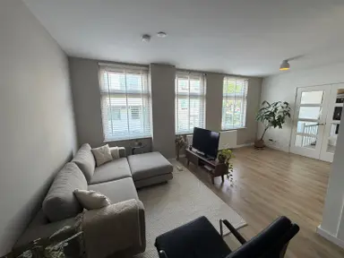 76m2 Wohnung zur Miete für 2400€/Monat in Koralensteeg, Haarlem