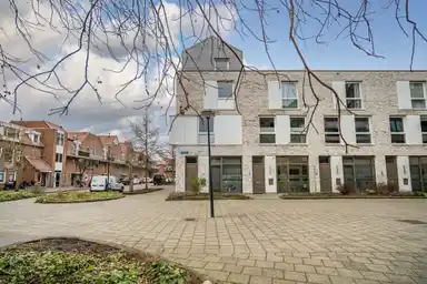 122m2 Appartamento in affitto per 1995€/mese a Arubapad 2, Leiden