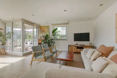 m2 Appartamento in affitto per 4650€/mese a Anna Spenglerstraat, Amsterdam