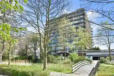 210m2 flat to rent for 1950€/month in Sir Winston Churchilllaan 283-F019, Rijswijk