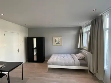 23μ² στούντιο προς ενοικίαση για 1050€/μήνα σε Hillevliet, Rotterdam