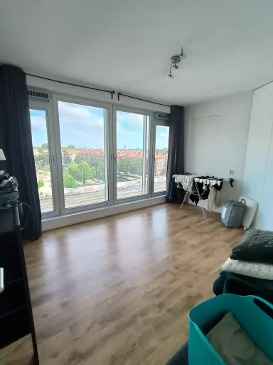 15m2 room to rent for 1250€/month in De Leeuw van Vlaanderenstraat, Amsterdam
