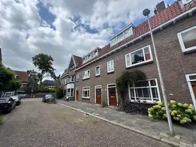 168m2 huis te huur voor 3995€/maand in Albert Neuhuysstraat 33, Utrecht