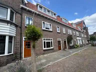 168m2 house to rent for 3995€/month in Albert Neuhuysstraat 33, Utrecht