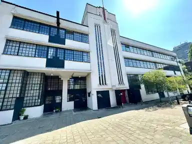 145μ² στούντιο προς ενοικίαση για 1895€/μήνα σε Irene Vorrinkplein, Zaandam
