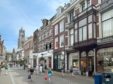 104m2 apartment to rent for 2650€/month in Steenweg 42, Utrecht