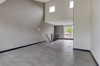 78μ² Διαμέρισμα προς ενοικίαση για 1750€/μήνα σε Vierlinghweg, Bergschenhoek