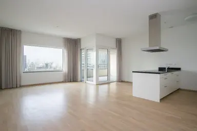 103m2 apartment to rent for 2170€/month in Van Der Hoevenplein 51, Rotterdam