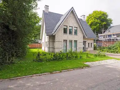 190m2 house to rent for 4000€/month in Midden Geestweg 14, Bergen