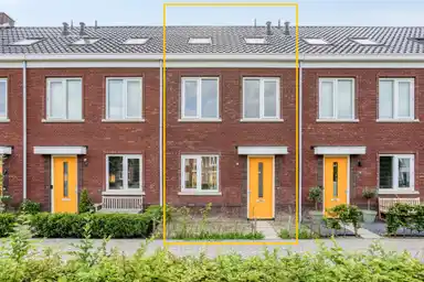 135m2 maison à louer pour 1995€/mois à Hondsdraf 20, Bodegraven