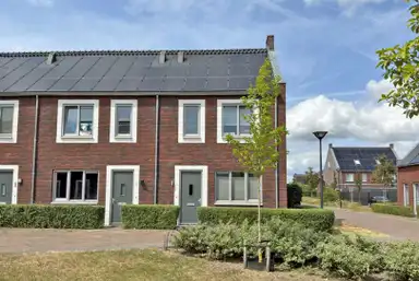 111m2 huis te huur voor 1450€/maand in Ranonkel 41, Vlijmen