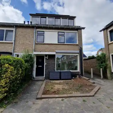 20m2 Chambre à louer pour 759€/mois à Venuslaan, Groningen