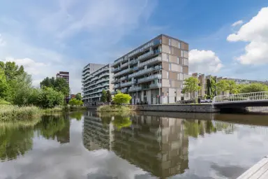 109m2 Appartement te huur voor 1874€/maand in Wim van Estlaan, Amsterdam
