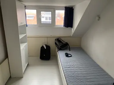 10m2 Chambre à louer pour 550€/mois à Stevinstraat, The Hague