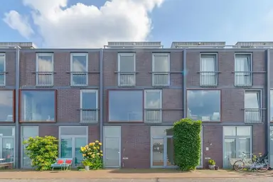 145m2 house to rent for 3300€/month in Stuurmankade, Amsterdam