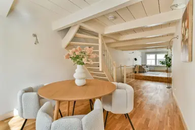 149m2 huis te huur voor 3850€/maand in Hooglandse Kerkgracht, Leiden