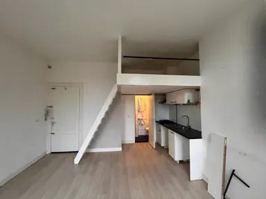 30μ² στούντιο προς ενοικίαση για 1000€/μήνα σε Schotersingel, Haarlem