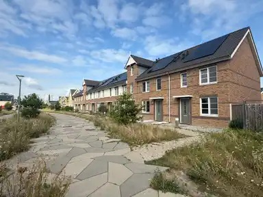 74m2 house to rent for 1209.64€/month in Zilveren Medaillepad 4, Almere