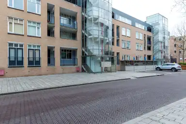 86μ² Διαμέρισμα προς ενοικίαση για 2200€/μήνα σε Blekerstraat 65, Almere
