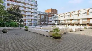 35m2 Kamer te huur voor 775€/maand in Frederikstraat 17, The Hague