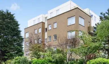 73m2 Appartement à louer pour 895€/mois à Louis Davidsstraat 40, The Hague