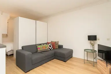 37m2 studio to rent for 680€/month in Professor Evertslaan, Delft
