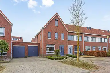 153m2 Haus zur Miete für 2500€/Monat in Libel 27, Veldhoven