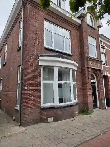 30m2 apartment to rent for 933€/month in Heereweg, Lisse