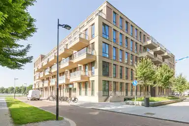 65m2 flat to rent for 2395€/month in Gelrestraat, Amsterdam