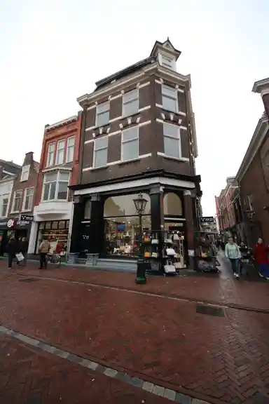 50m2 apartment to rent for 919€/month in Vrouwensteeg, Leiden
