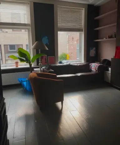 20m2 studio à louer pour 850€/mois à Ginnekenstraat 137A, Breda