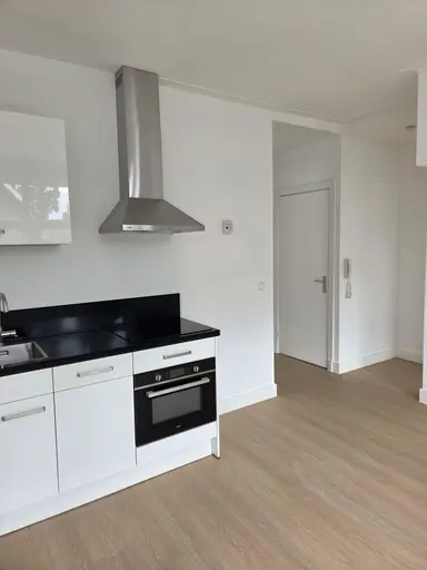 43m2 apartment to rent for 947€/month in Heereweg, Lisse