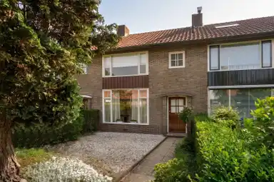 120m2 house to rent for 2950€/month in Thorbeckelaan 7, Naarden