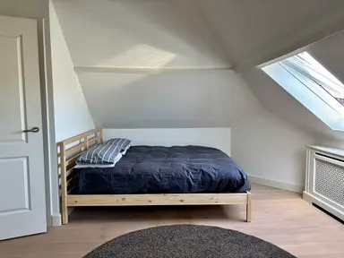 13m2 Chambre à louer pour 700€/mois à Jacob Catsstraat, The Hague