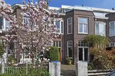 178m2 huis te huur voor 3900€/maand in Eikstraat 37, The Hague