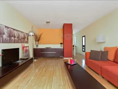 84m2 apartment to rent for 2850€/month in Bataviastraat, Amsterdam