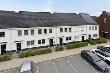 108m2 house to rent for 1650€/month in Aquamarijn 27, Zevenbergen