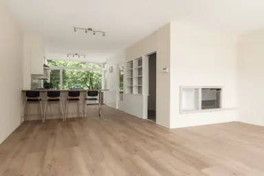 167m2 house to rent for 3450€/month in Oostelijk Halfrond, Amstelveen