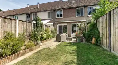 115m2 house to rent for 1675€/month in De Grutto, Almelo