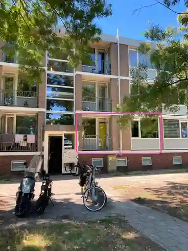83μ² Διαμέρισμα προς ενοικίαση για 932.93€/μήνα σε Eikenlaan 6, Roosendaal