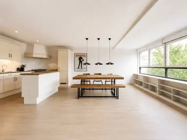 92m2 flat to rent for 2950€/month in Joos Banckersplantsoen, Amsterdam