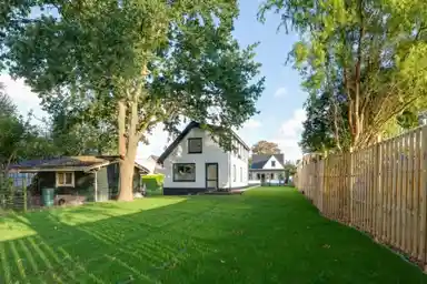 240m2 house to rent for 3000€/month in Hornweg, Aalsmeer