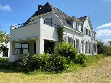 100m2 anti-squat to rent for 235€/month in Brummen
