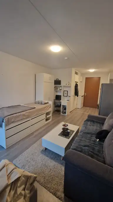 28m2 studio à louer pour 350€/mois à Oranjelaan, The Hague