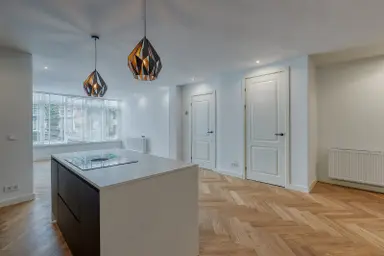 110m2 Appartement à louer pour 2450€/mois à Van Kinsbergenstraat 112, The Hague