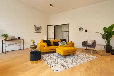 113m2 Appartement à louer pour 2850€/mois à Herengracht 3, The Hague
