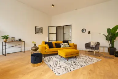 113m2 Appartement à louer pour 2850€/mois à Herengracht 3, The Hague